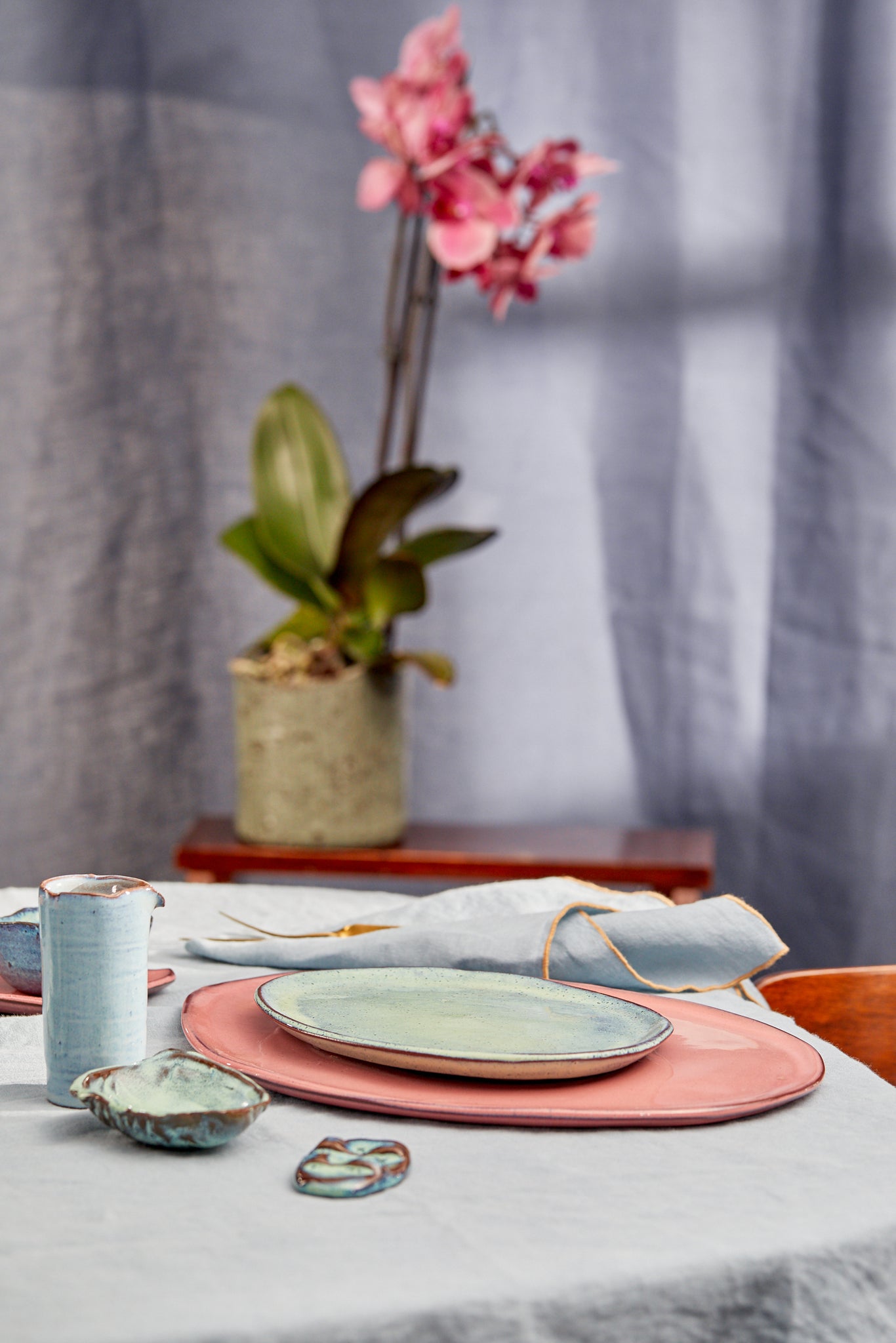 Medium Oval Plate